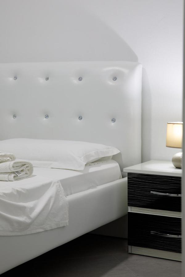 Grand Blue Aparthotel Sarande Exterior photo